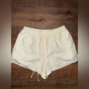 Women's Cream Shorts